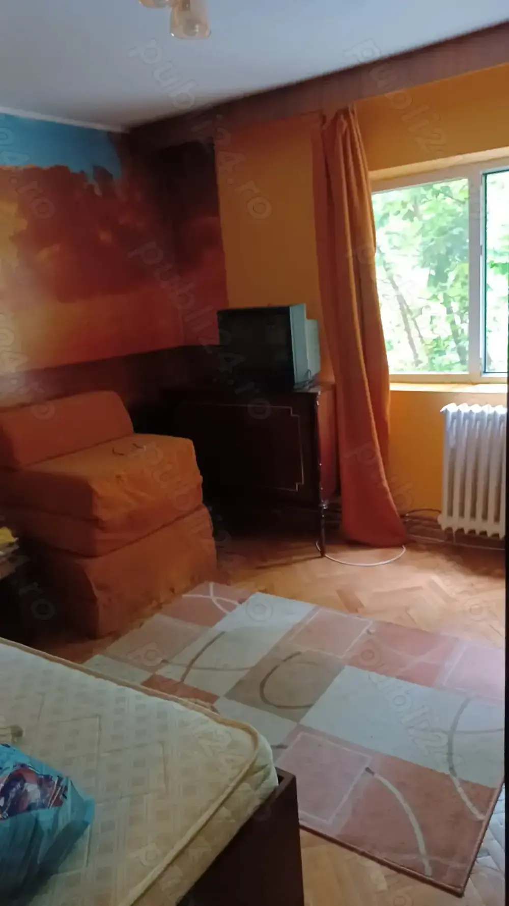 Decomandat la etajul 2 in zona Soarelui
