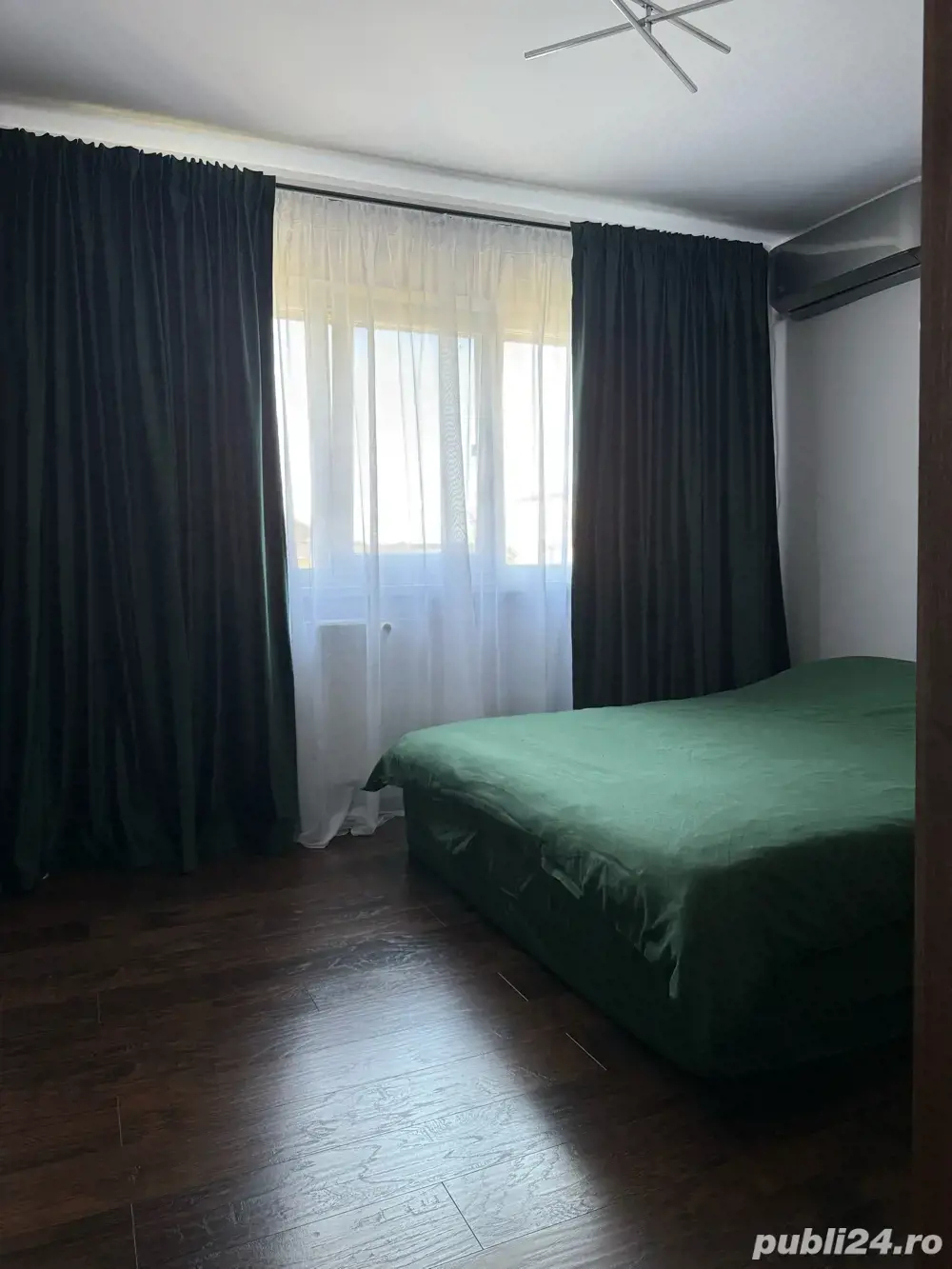 Mobilat si utilat in bloc mans
