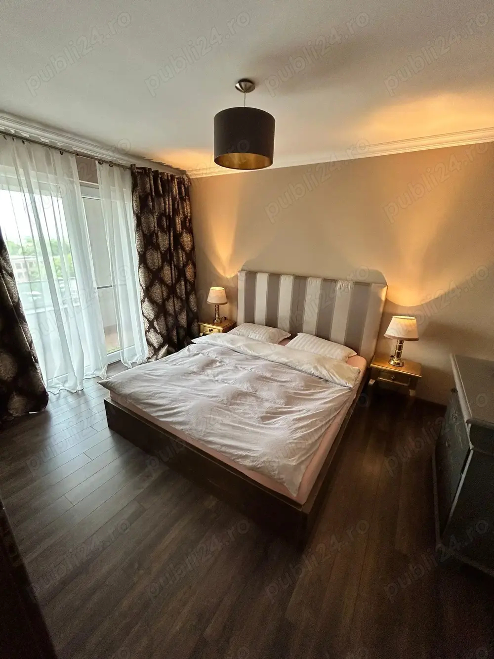 Apartament modern cu 2 bai si loc de parcare inclus