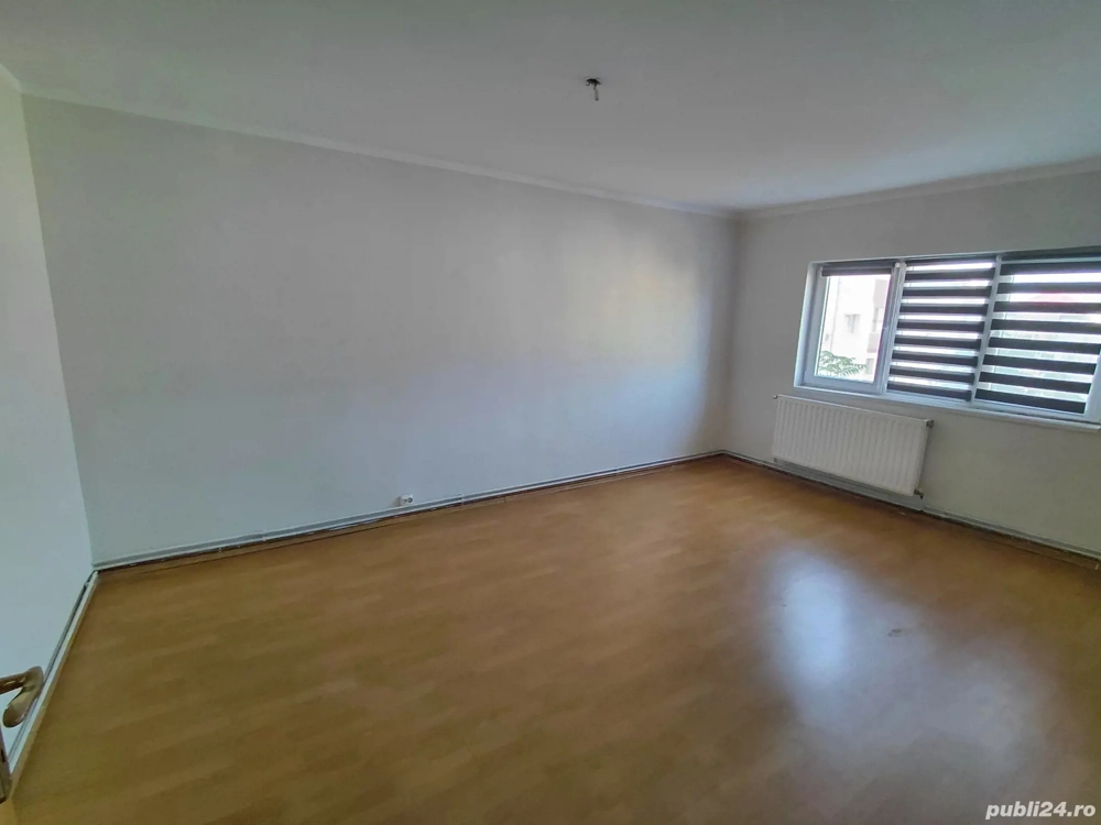 Decomandat, model mare în Soarelui