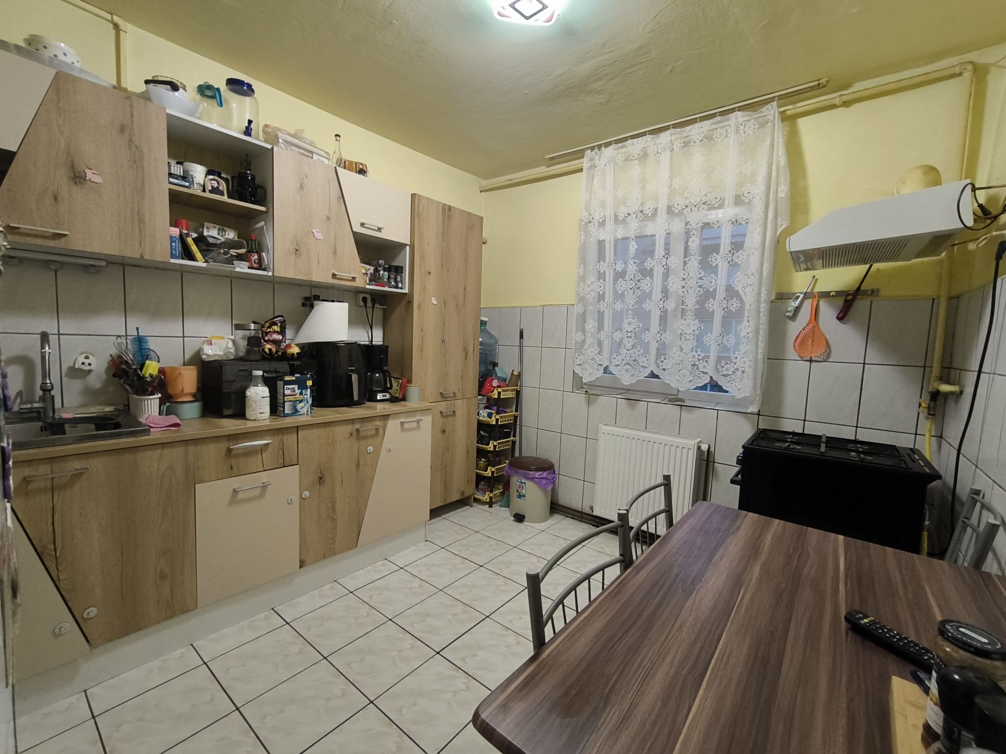 Decomandat cu 2 băi în bloc anvelopat termic