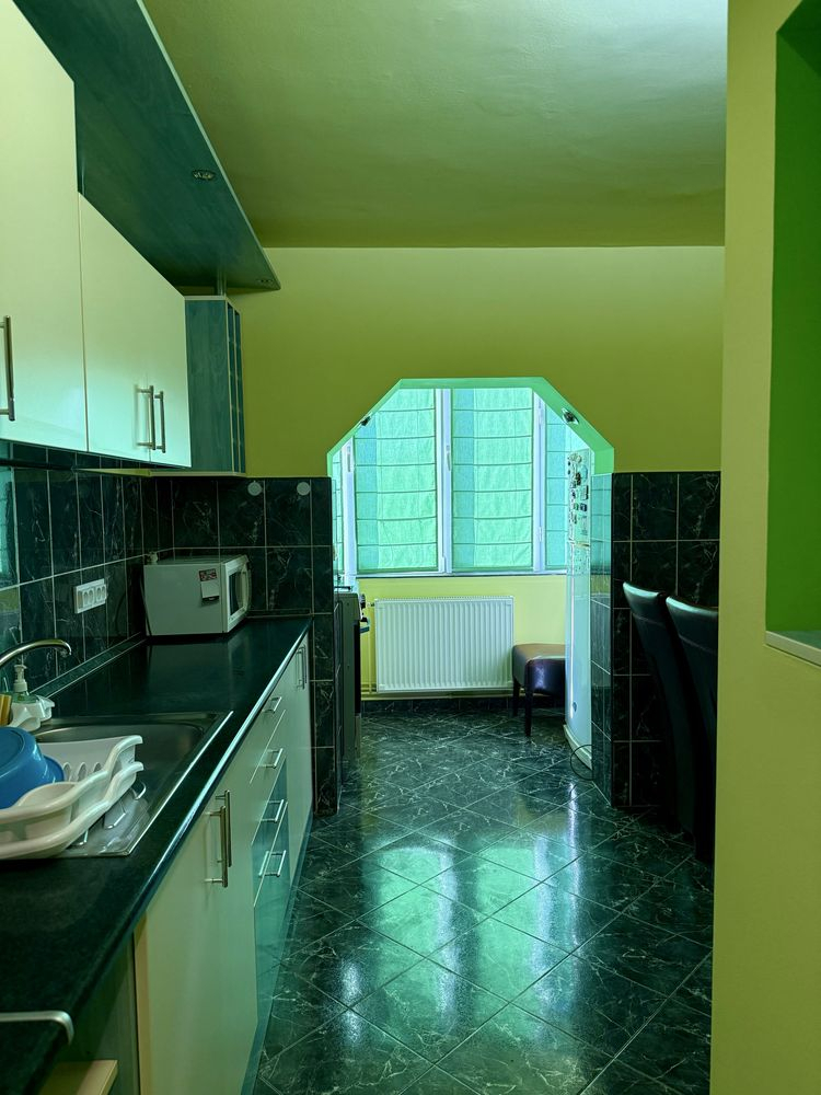 Mobilat si utilat aproape de Judetean