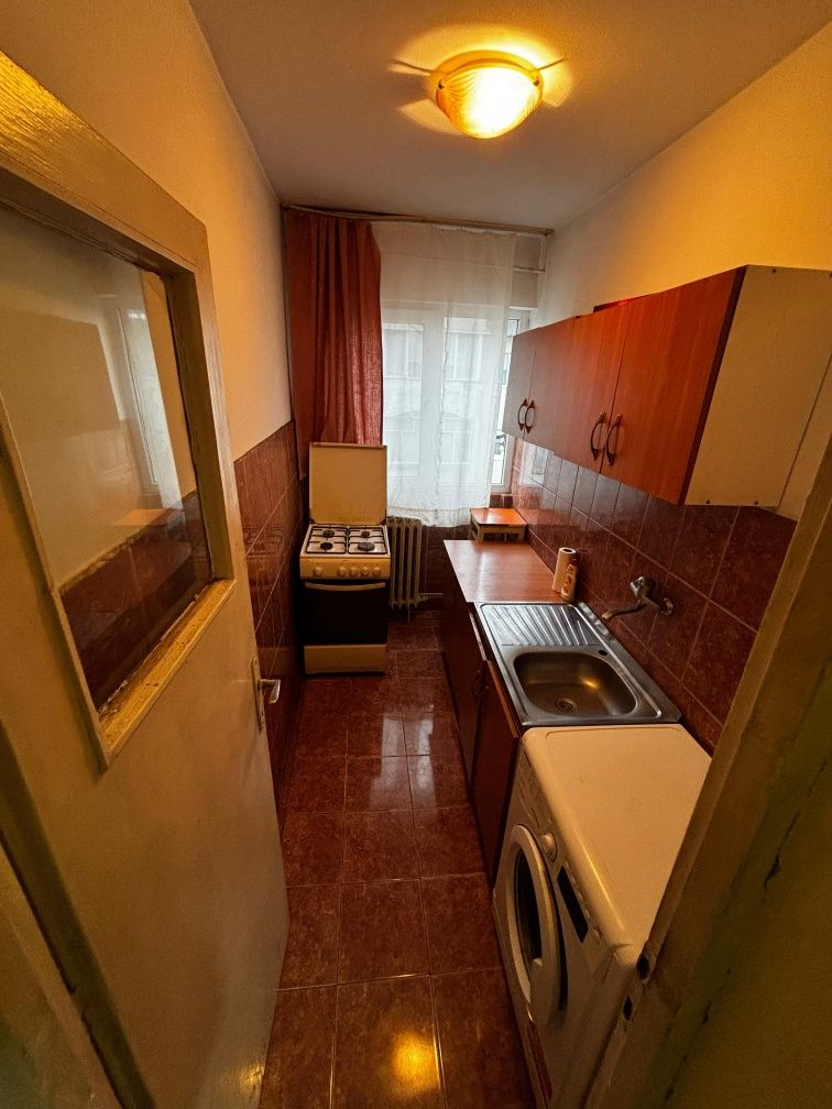 Apartament cu 2 camere aproape de piata Doina