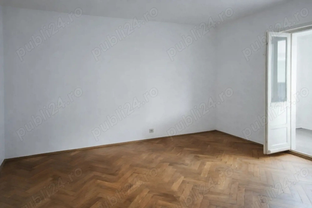 Etaj 1 cu centrala propie linga piata verde