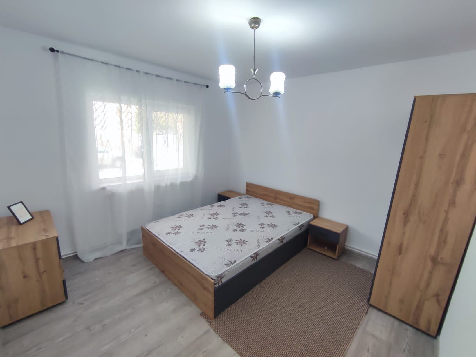 3 camere renovat complet aproape de Complex