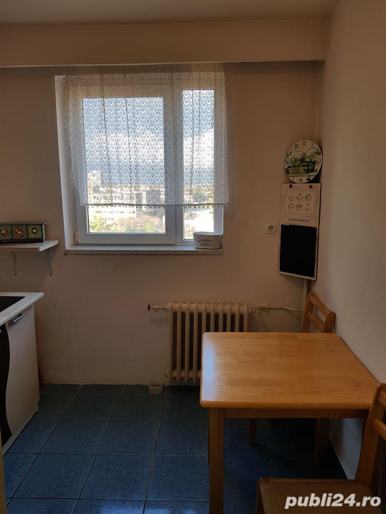 Decomandat, et intermediar , mobilat si utilat