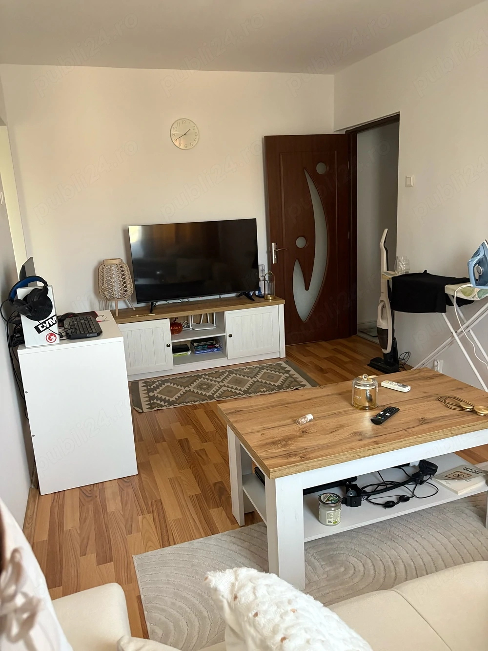 Mobilat si utilat, etaj intermediar in bloc anvelopat termic