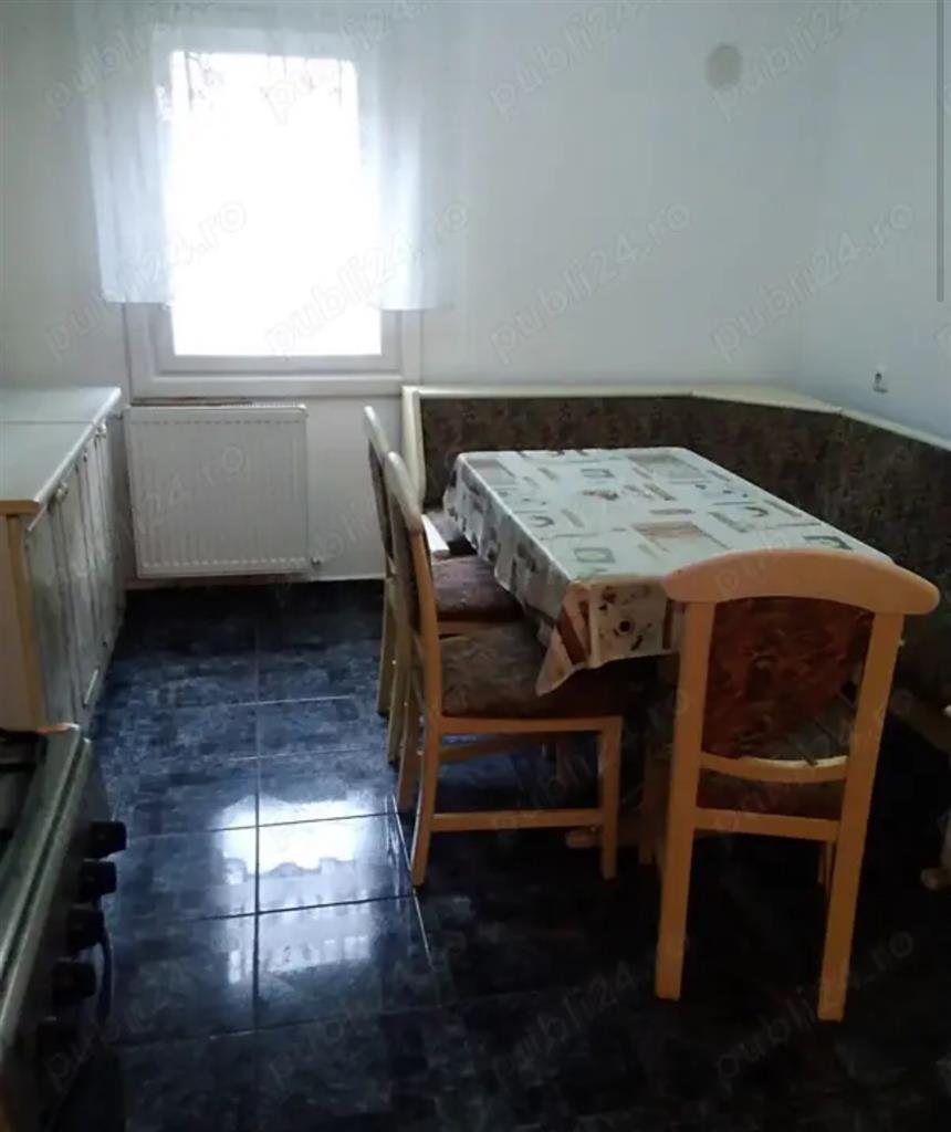 Decomandat, mobilat si utilat cu centrala propie