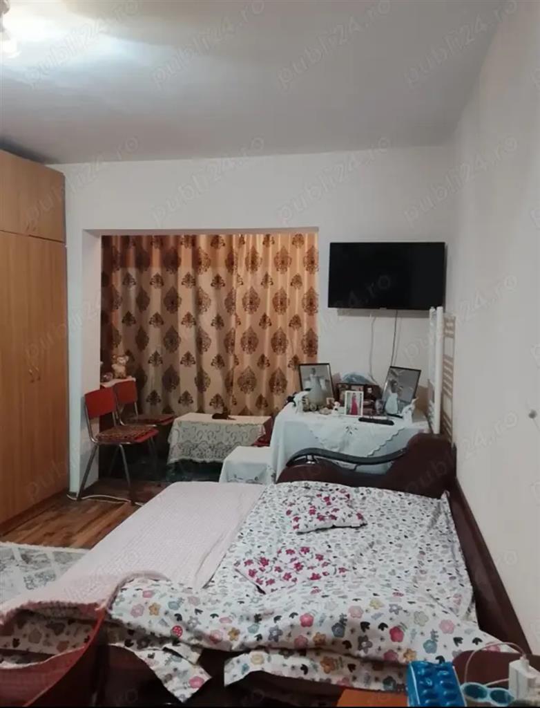 Decomandat cu centrala propie, mobilat
