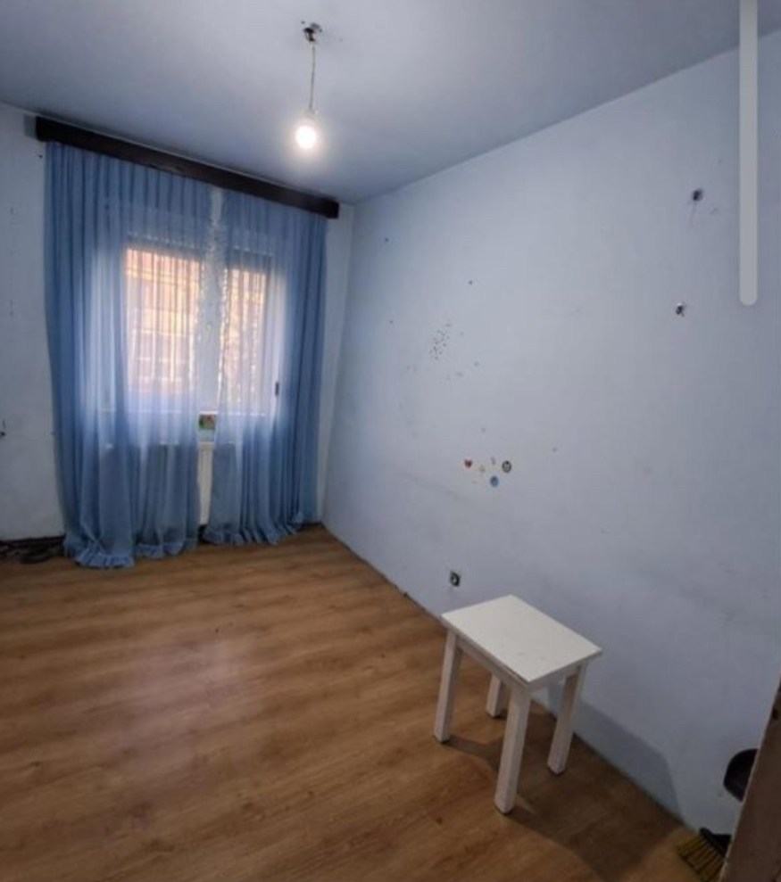 Apartament cu 4 camere cu centrala propie etajul 3