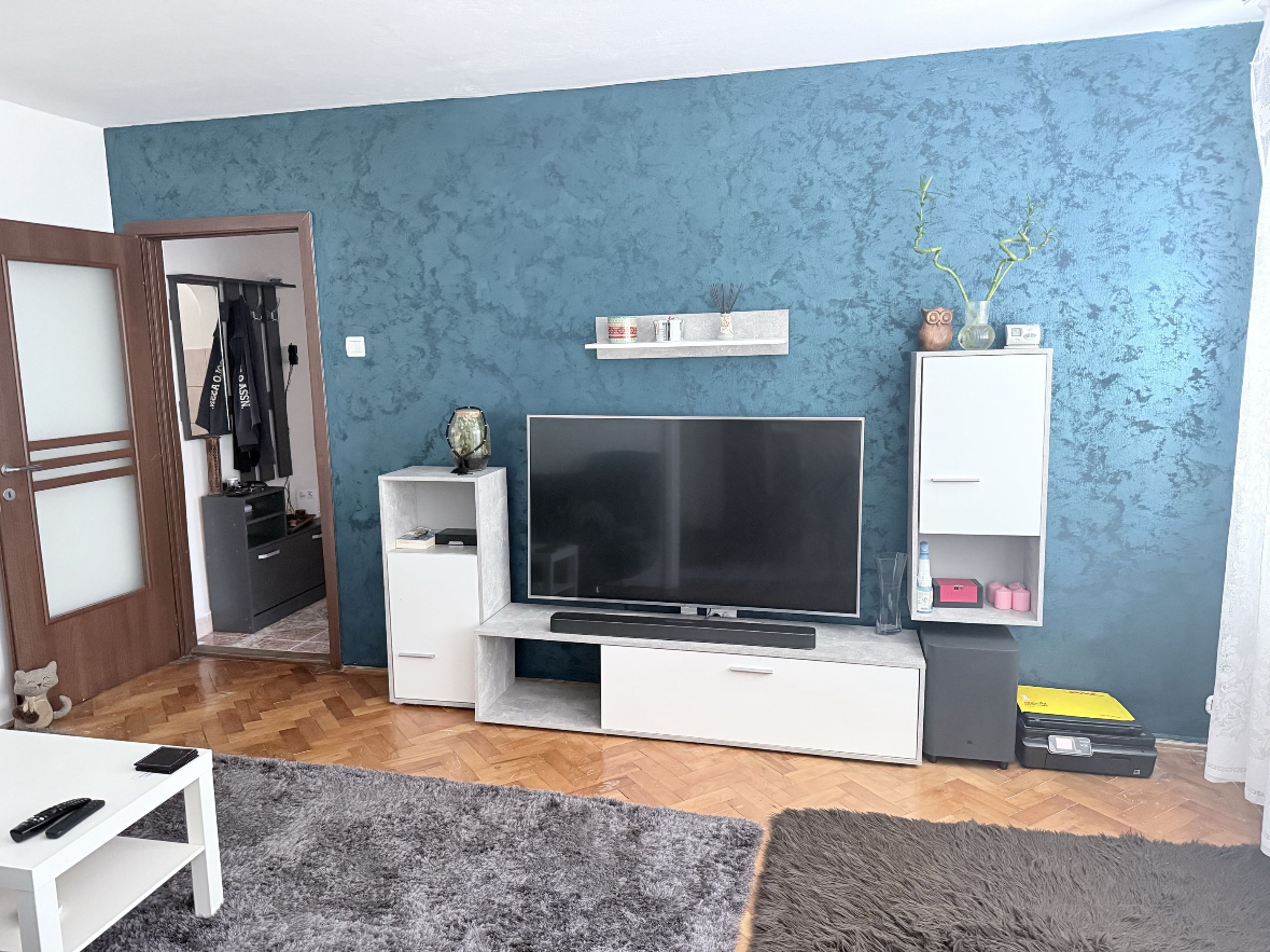 Mobilat si utilat complet linga scoala