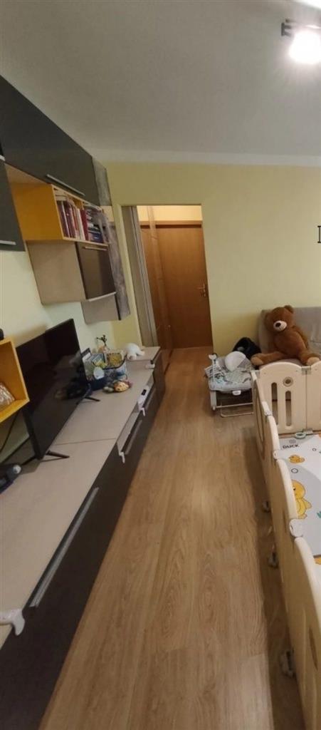 Mobilat si utilat in bloc de caramida