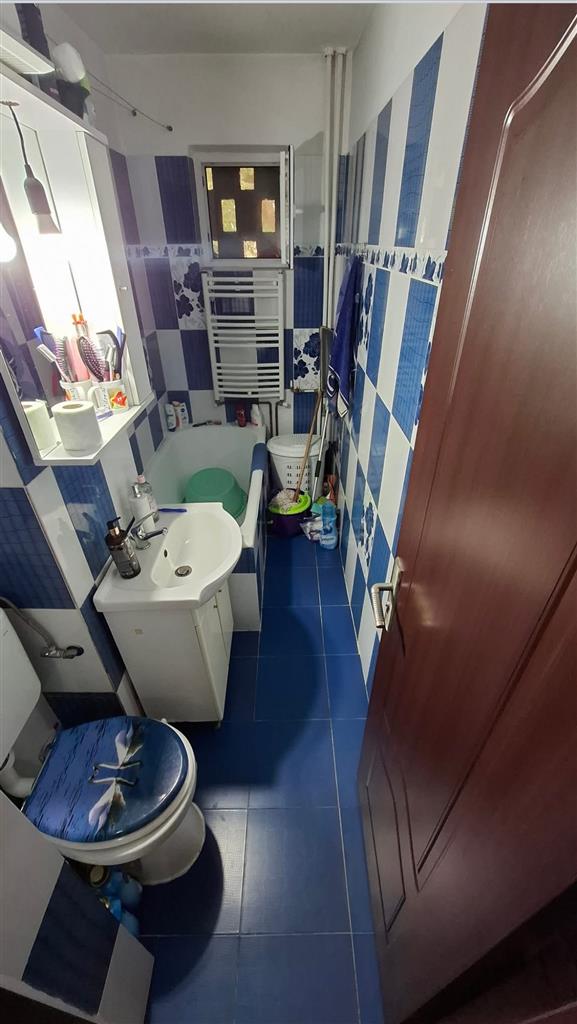 Mobilat si utilat in bloc anvelopat