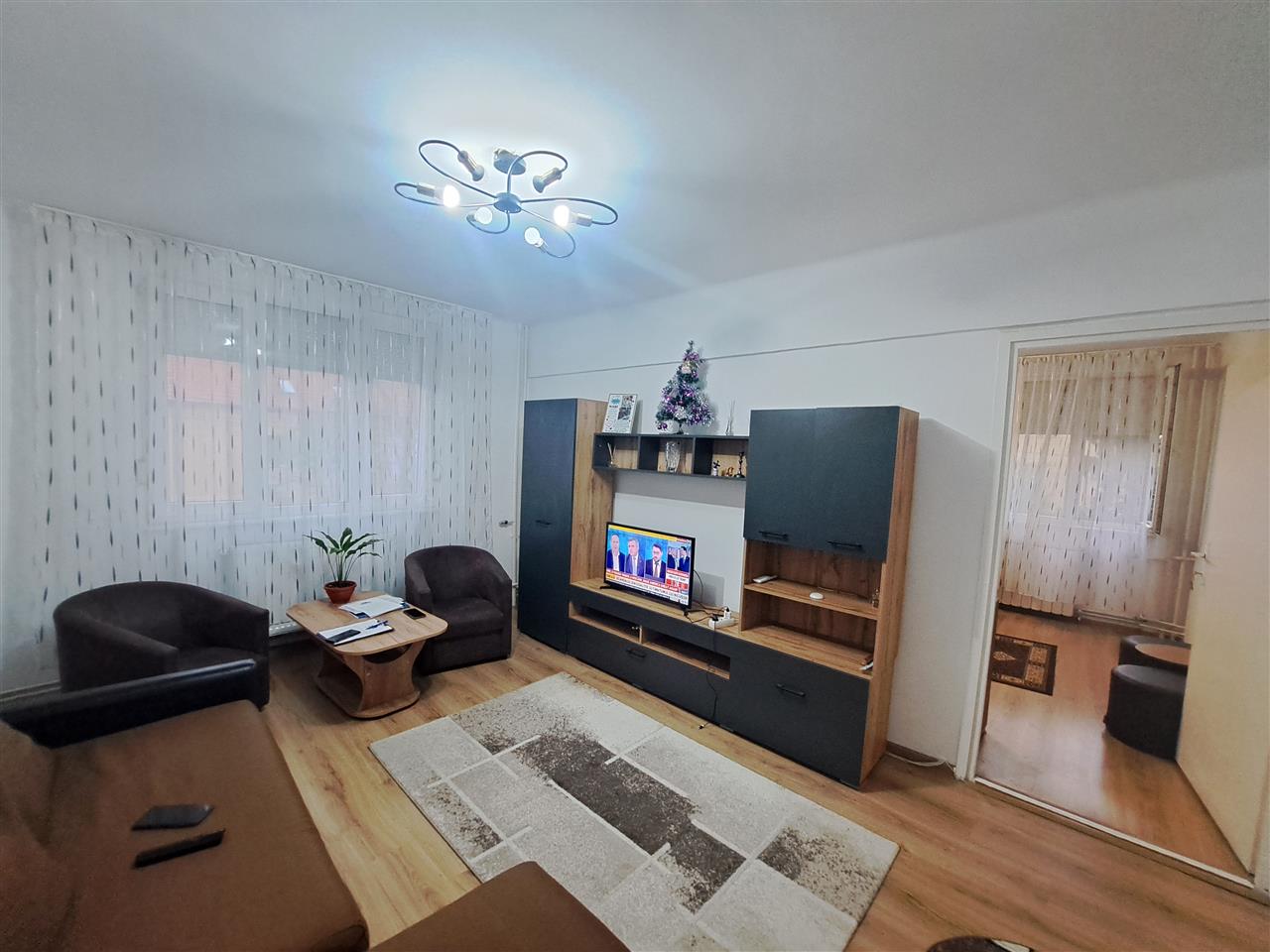 2 CAMERE, ETAJ 1, CENTRALA TERMICA, BRANCOVEANU!
