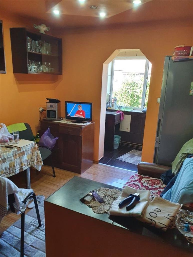 Apartament cu 2 camere decomandat