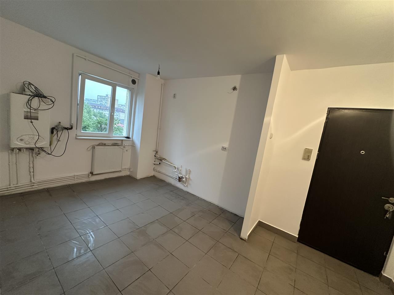 Amenajat complet, 55 mp utili in bloc anvelopat