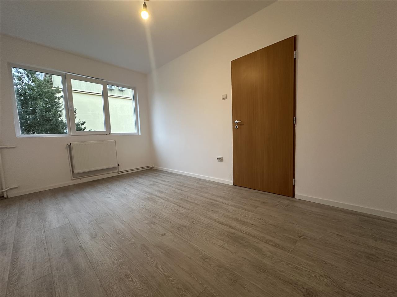 Amenajat complet, 55 mp utili in bloc anvelopat