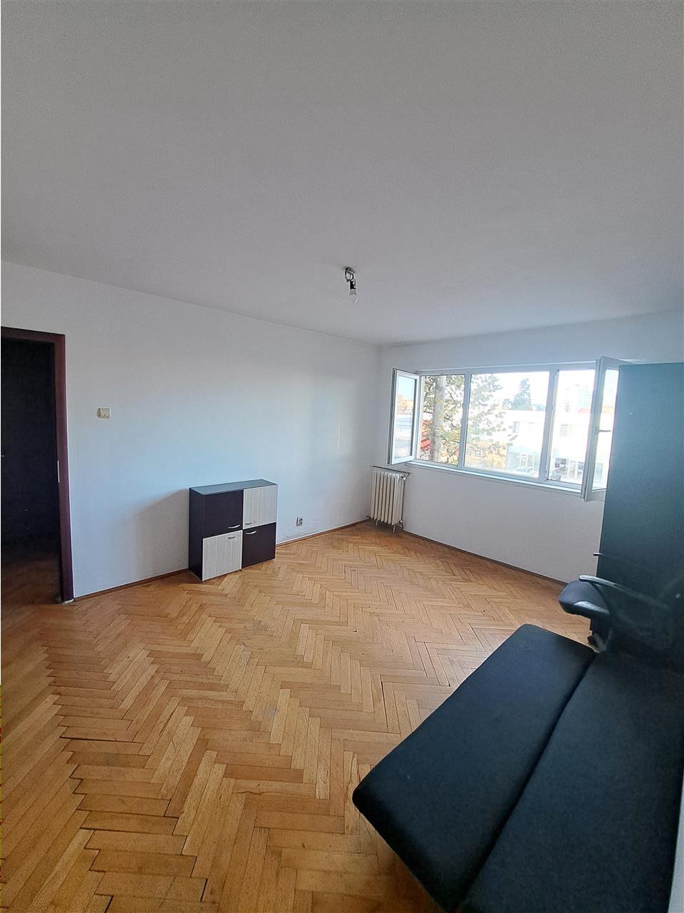 3 CAMERE, PARTIAL MOBILAT ETAJ 2 LIVIU REBREANU, SAGULUI!