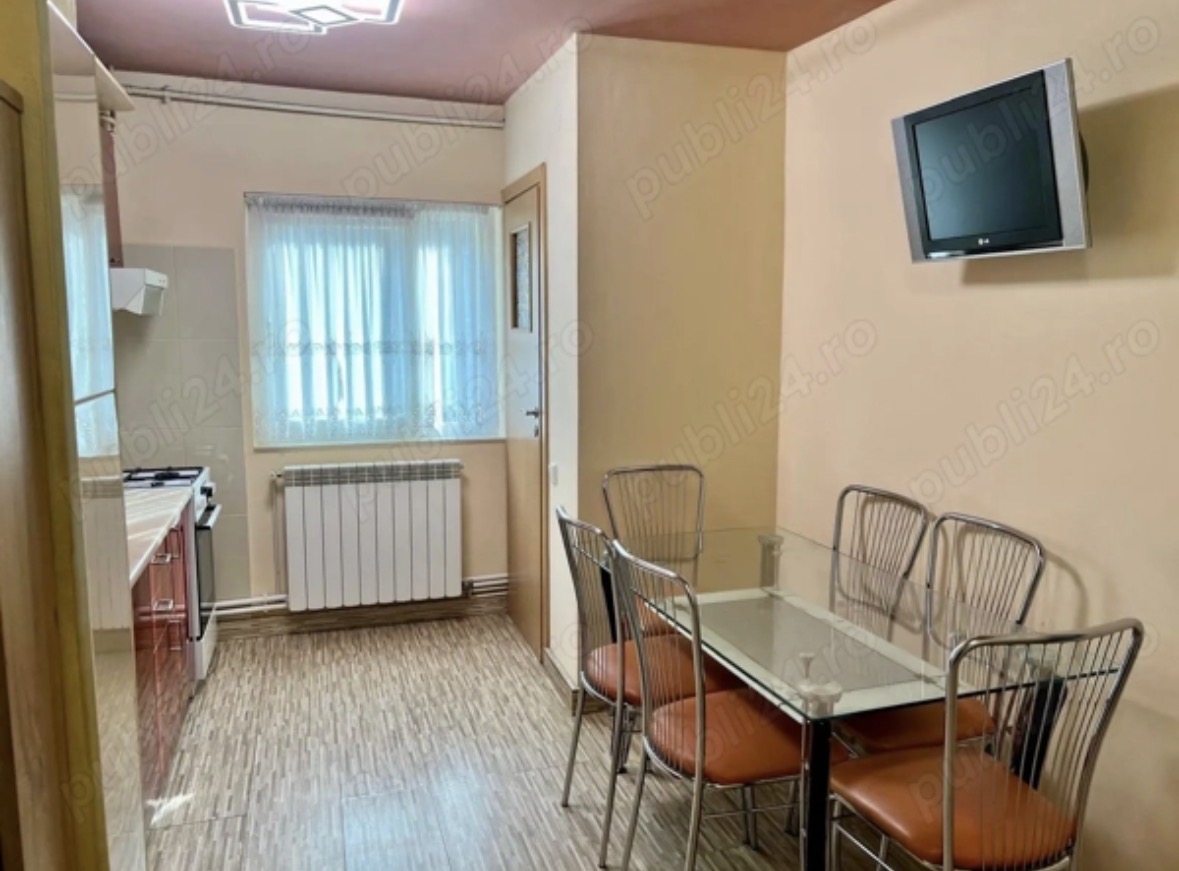 Confort 1, model mare linga Judetean