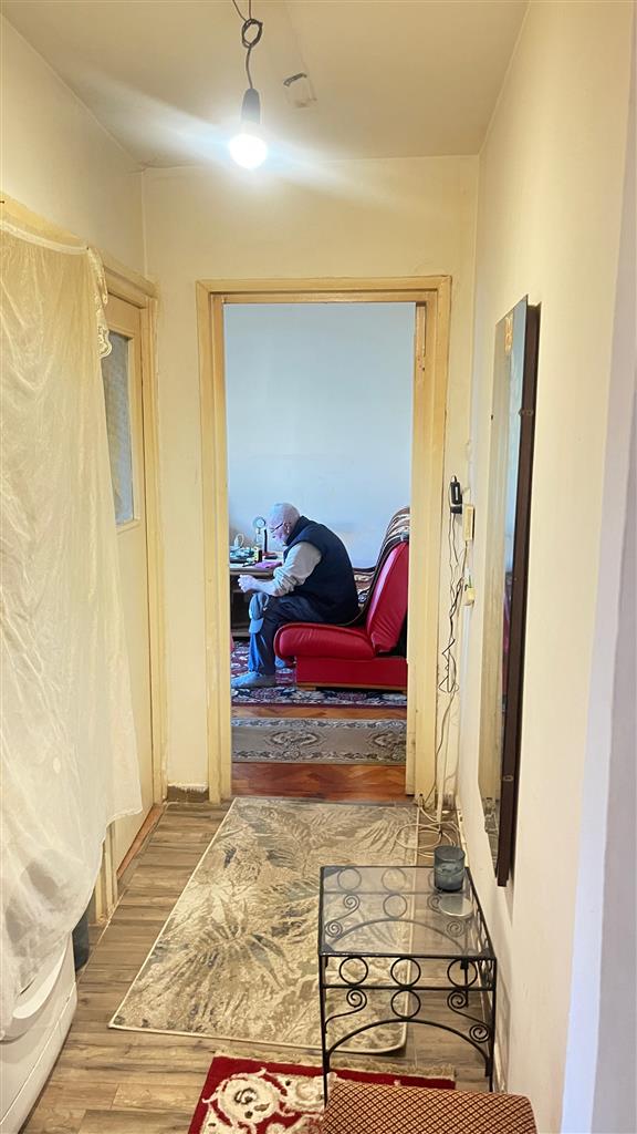 Apartament cu 2 camere la etajul 2