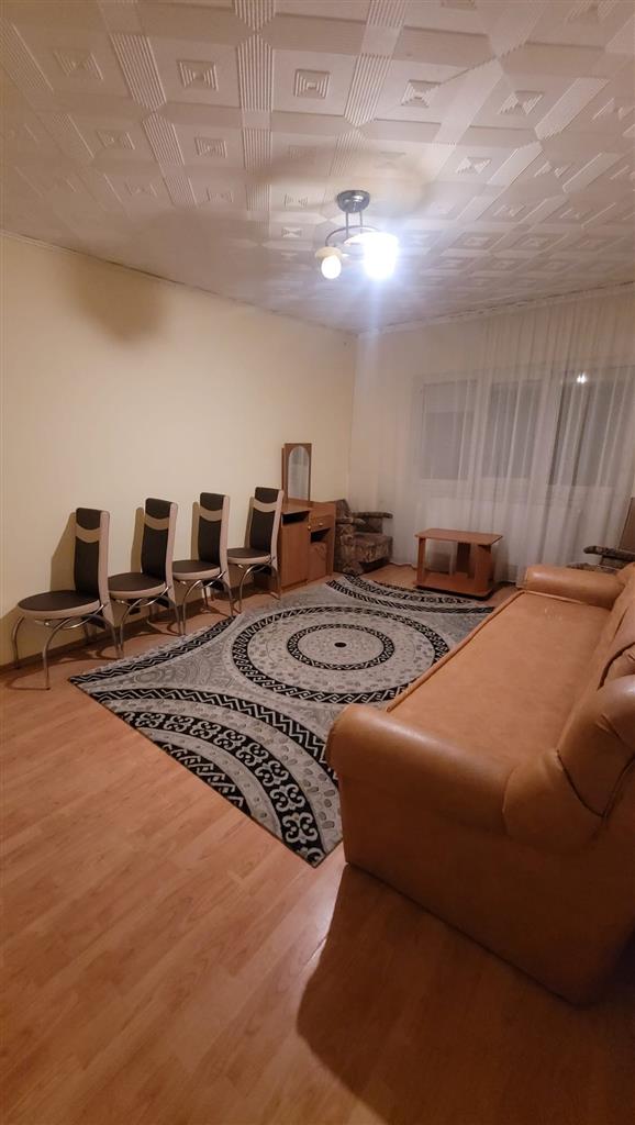 Decomandat cu centrala propie