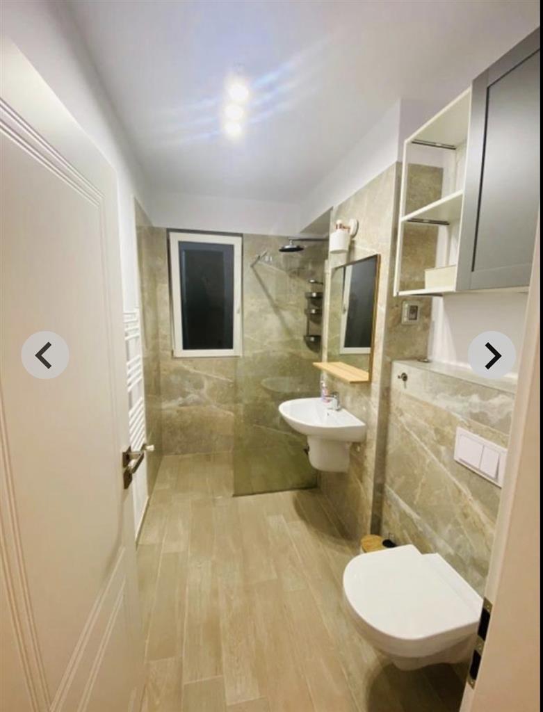 Mobilat si utilat in bloc din 2021, etaj intermediar