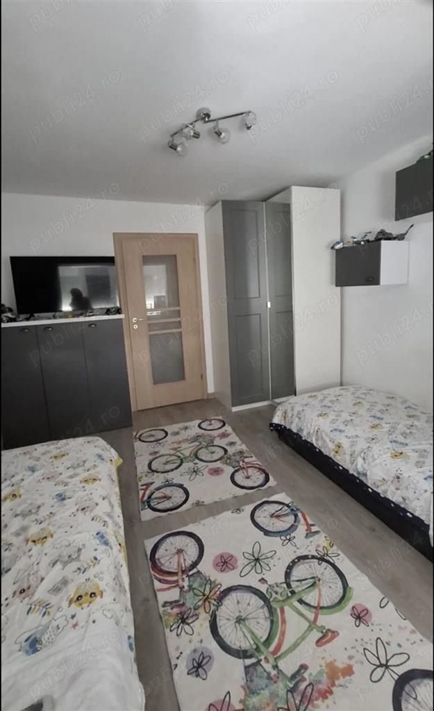 Mobilat si utilat in bloc anvelopat