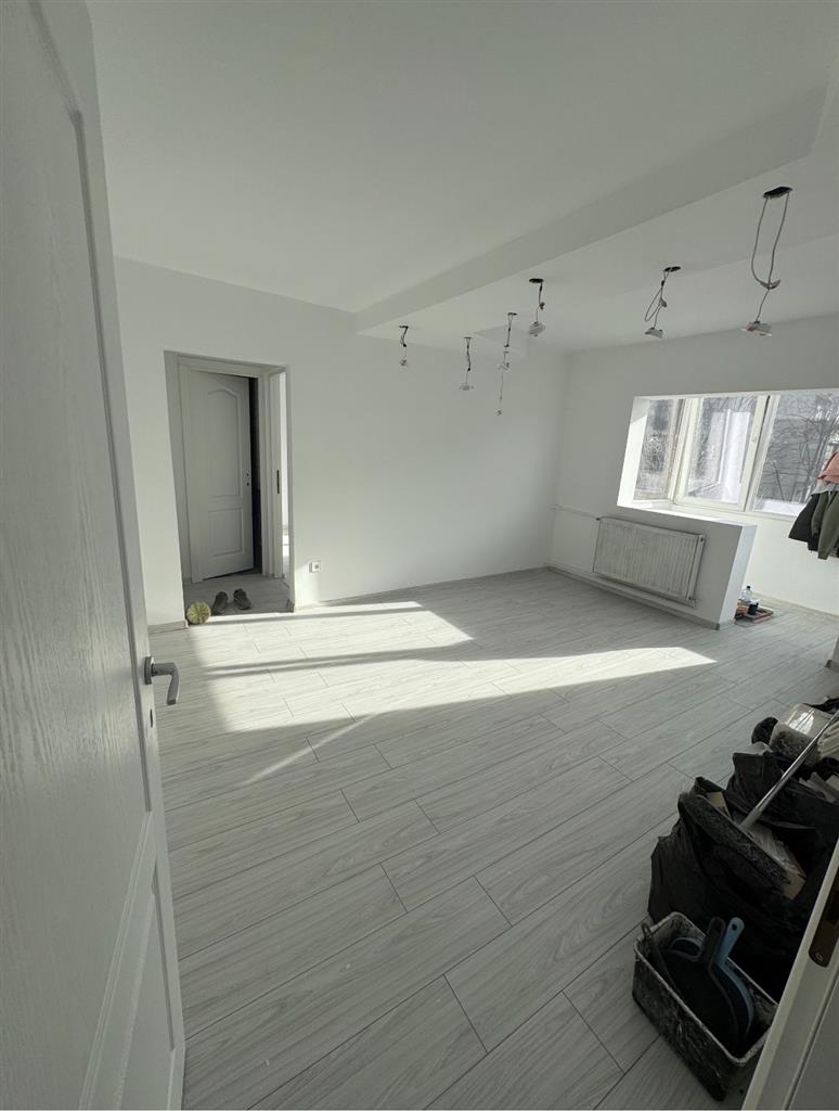 Amenajat complet la etajul 1