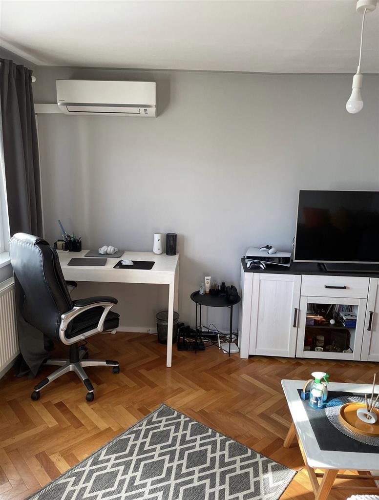 Mobilat si utilat complet la et 3