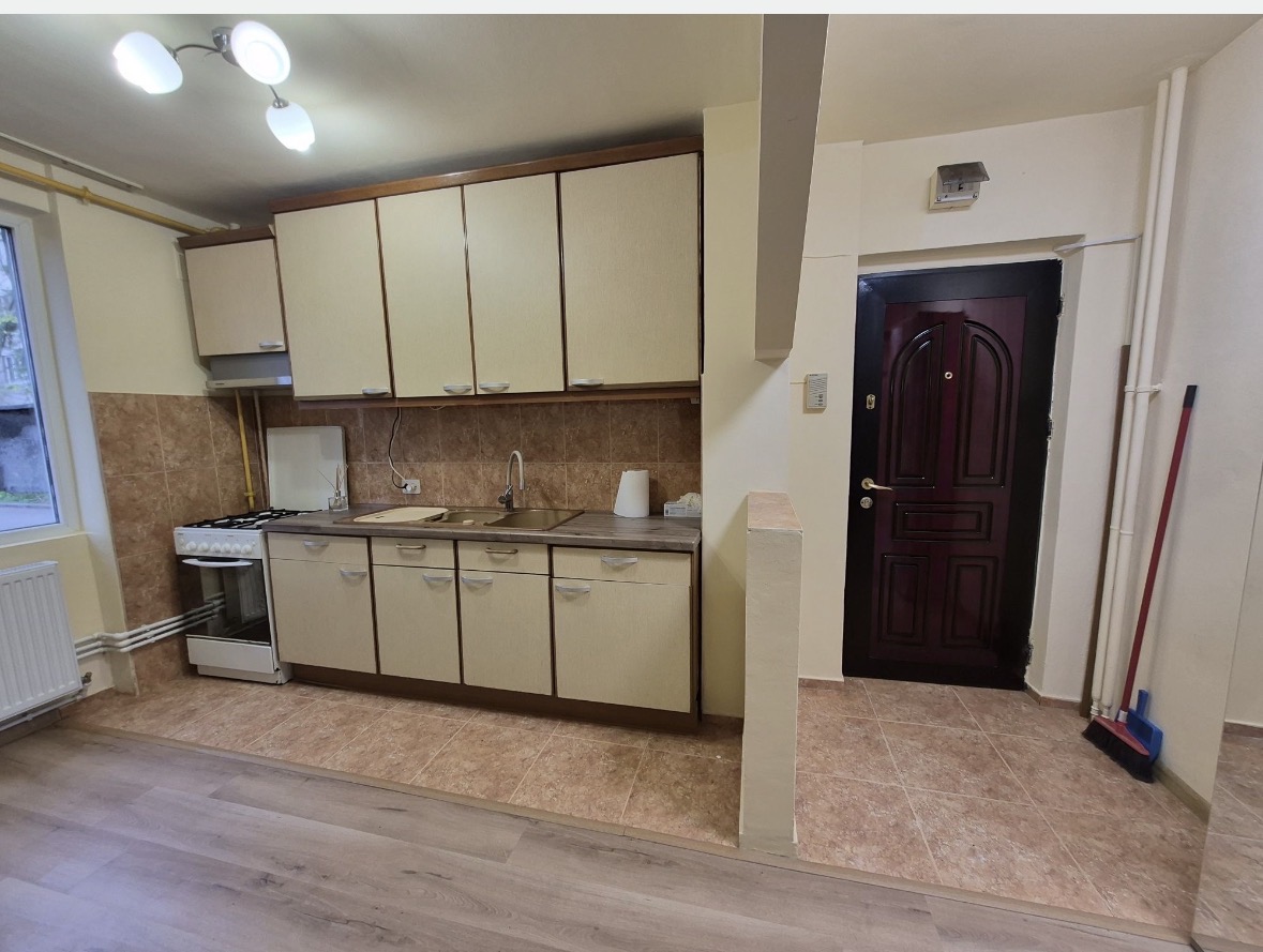 Confortt 1, mobilat si utilat modern aproape de Medicină II