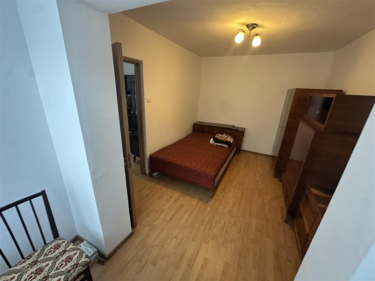 2 camere cu centrala proprie si balcon