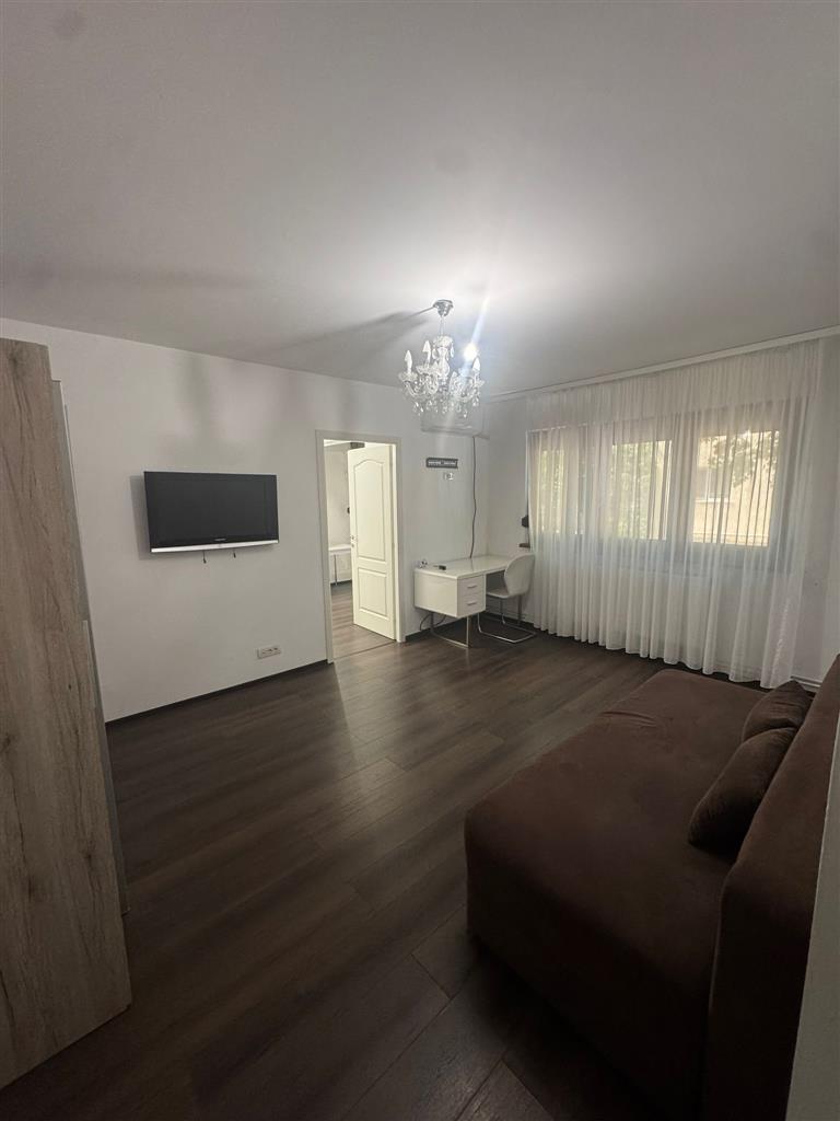 2 camere etaj 1 langa Profi