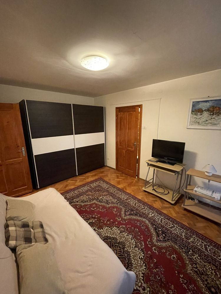 Apartament cu 2 camere aproape de medicina