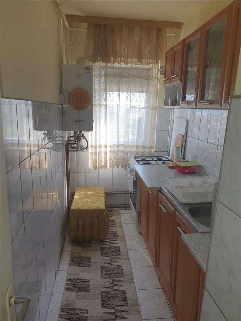 Etaj 3 cu centrala propie linga Padurice