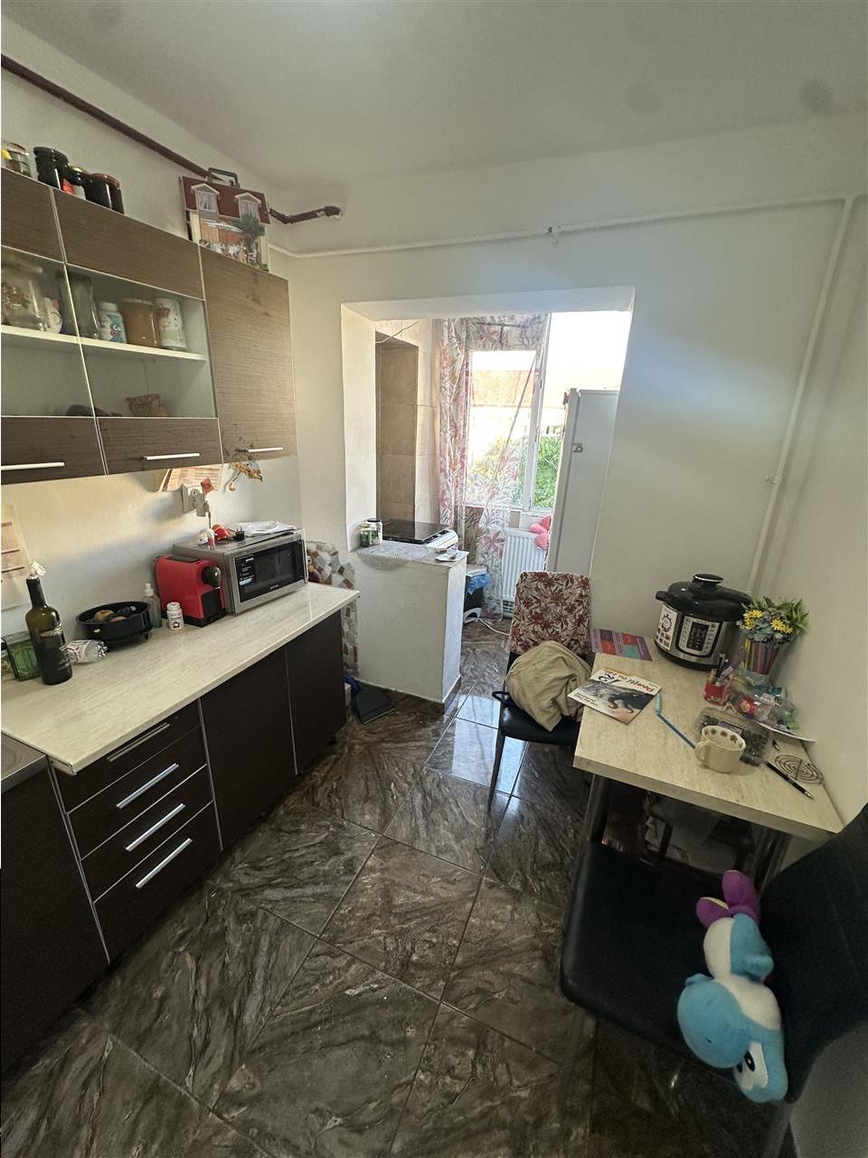 Decomandat cu centrala propie