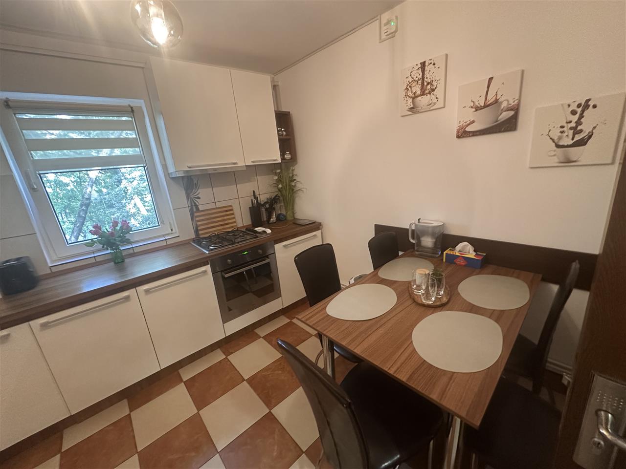 Decomandat Et 3/4 cu 2 bai si 2 balcoane linga parcul Clabucet