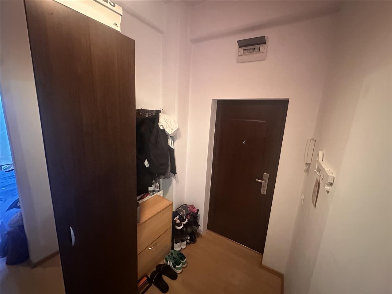 Apartament 1 camera cu terasa in bloc din 2008