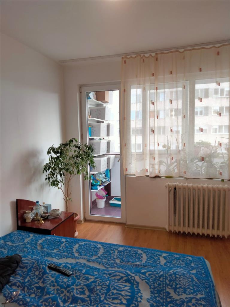 3 camere bloc cu lift langa Lidl Torontal