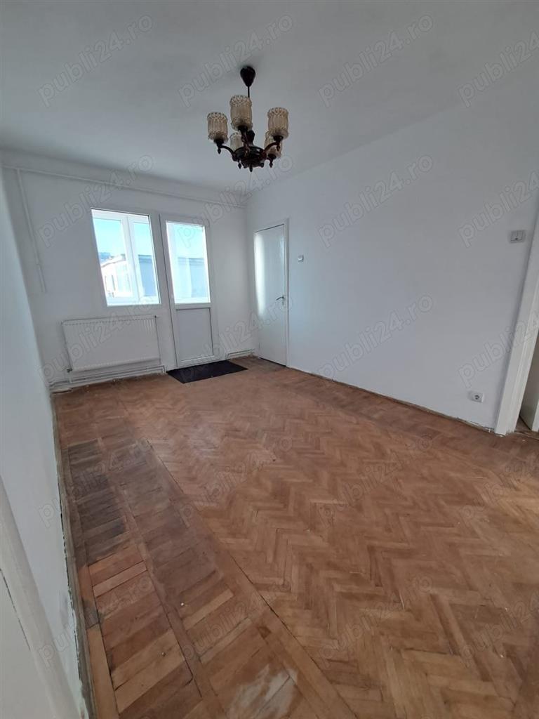 Apartament cu 3 camere cu centrala termica