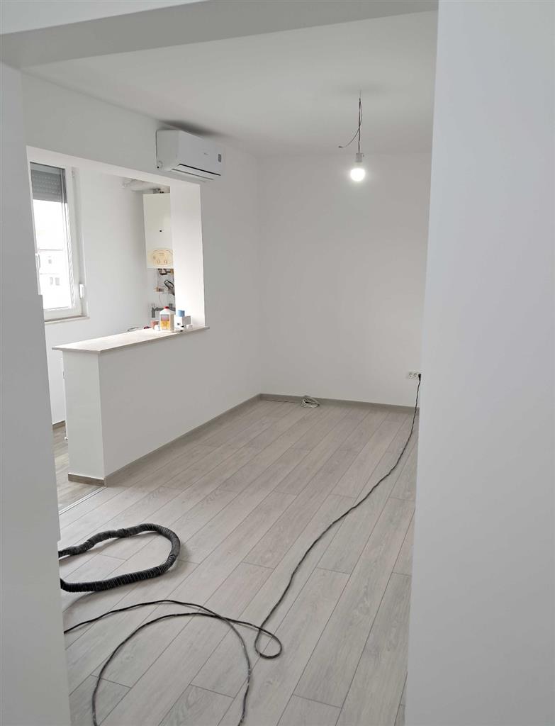 Confort 1, model mare, mobilat si utilat