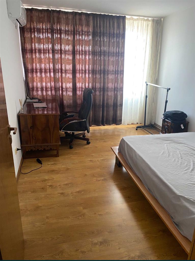 Confort 1 cu centrală propie, lingă sala Olimpia