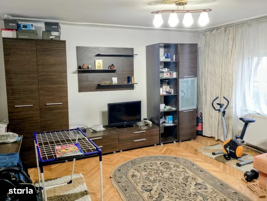 Confort 1 decomandat, modelul mare