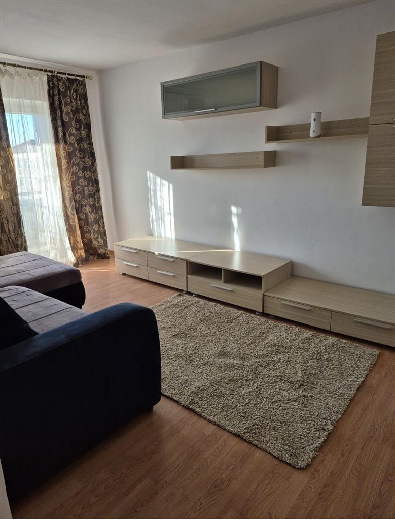 Decomandat cu 2 balcoane, mobilat si utilat