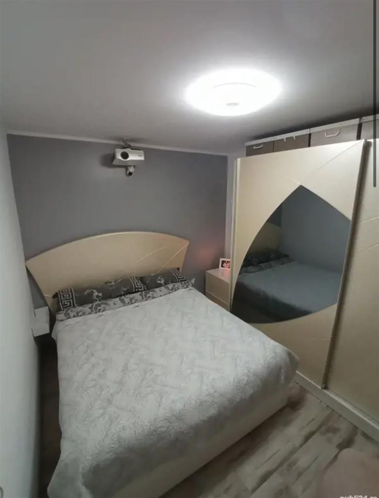 Mobilat și utilat modern la etajul 2 în bloc anvelopat