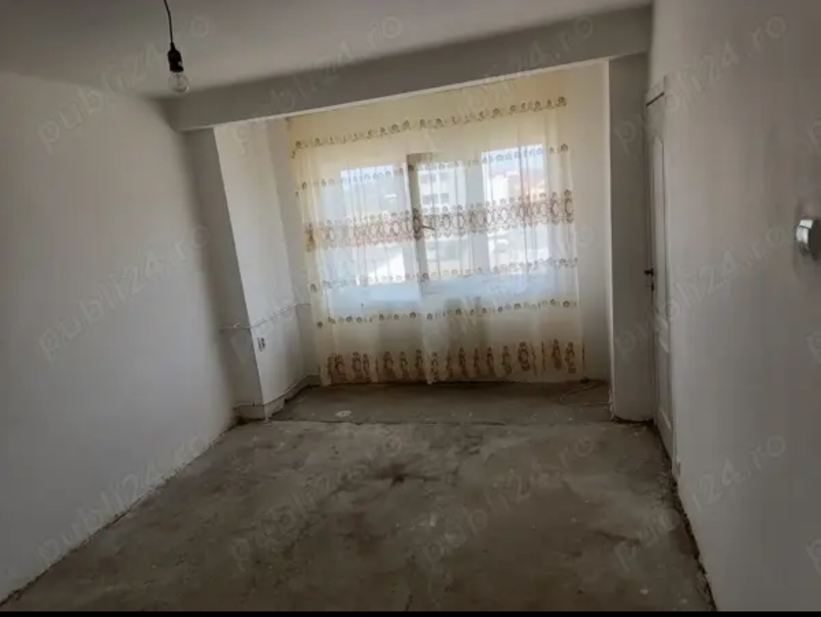 Apartament 1 camera in bloc anvelopat