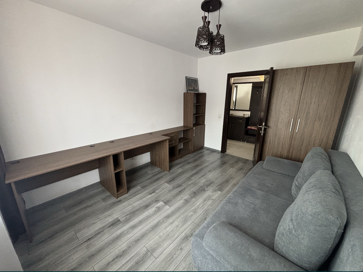 Apartament cu 3 camre cu loc de parcare inclus