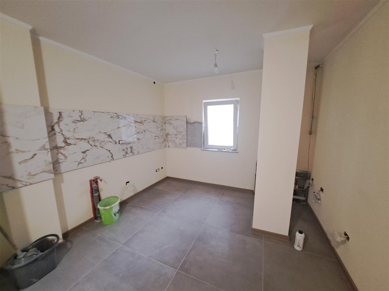 3 CAMERE, DECOMANDAT, 2 BAI, RENOVAT COMPLET, COMPLEXUL STUDENTESC!