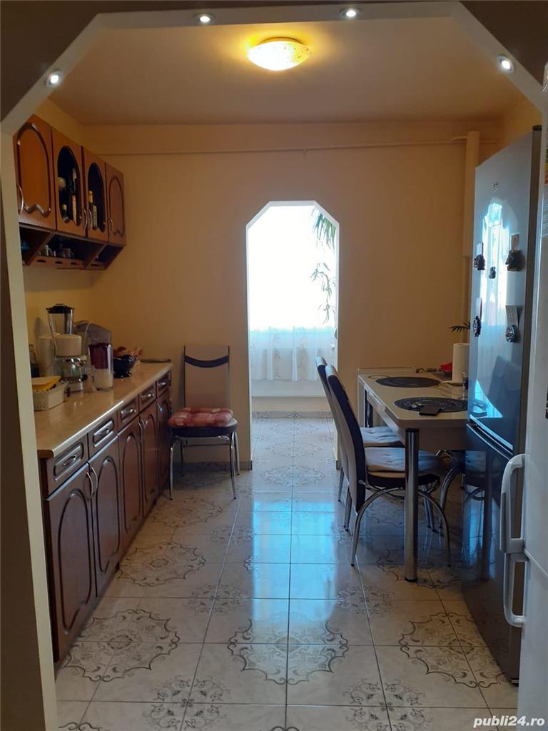 2 CAMERE, DECOMANDAT, MOBILAT SI UTILAT, GIROCULUI!