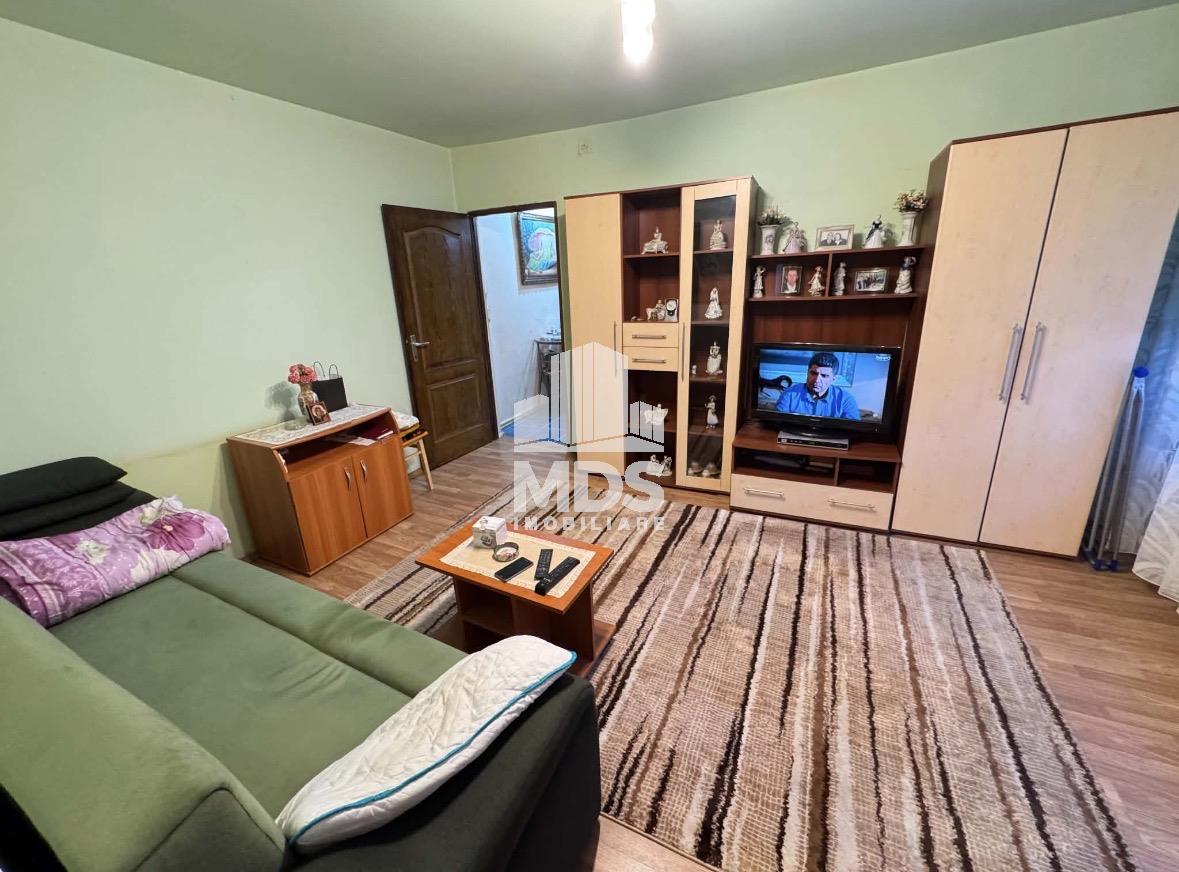 2 camere bloc izolat linga Judetean - Timisoara