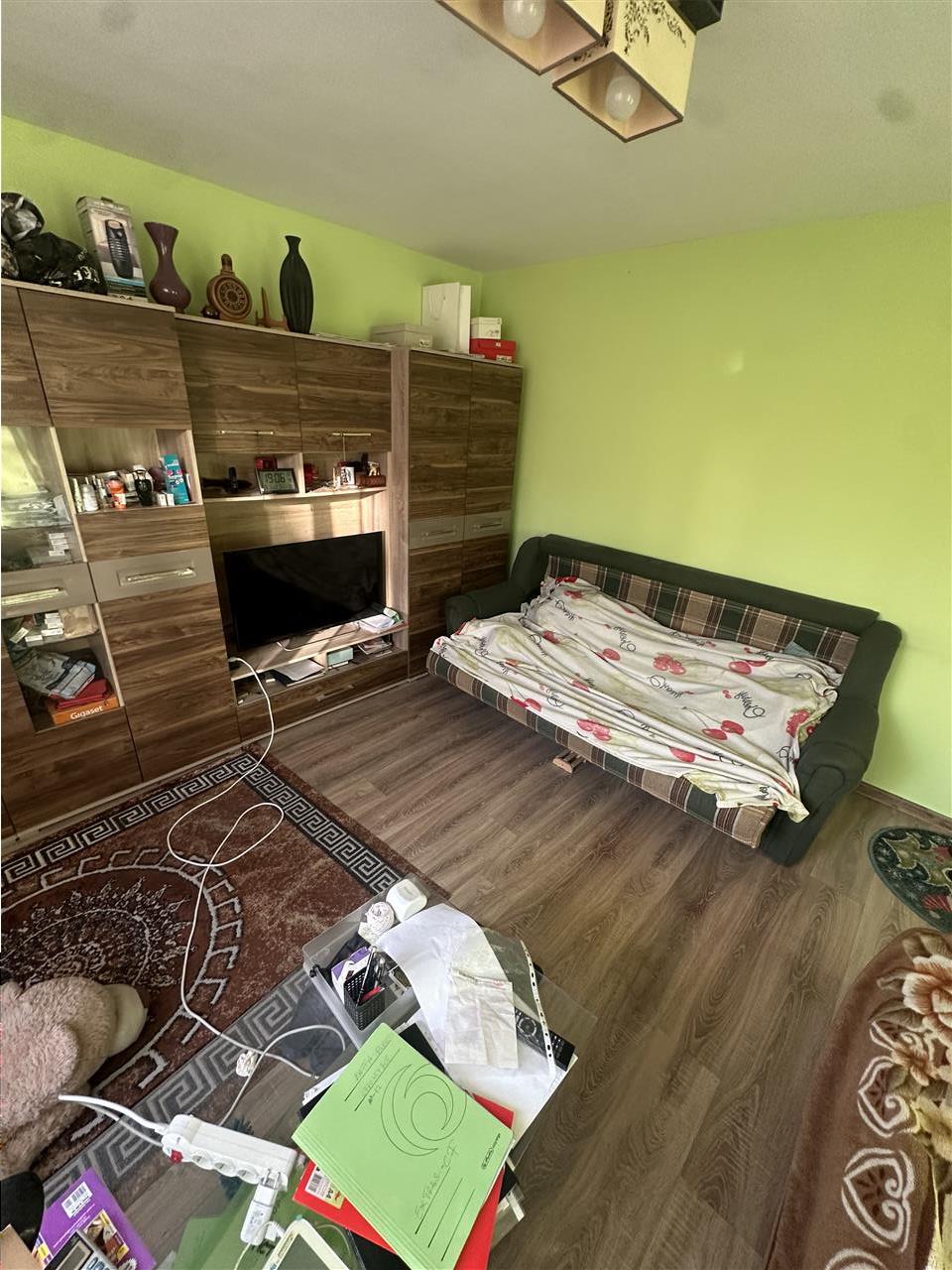 Decomandat la etajul 3 aproape de Iulius Mall - Timisoara